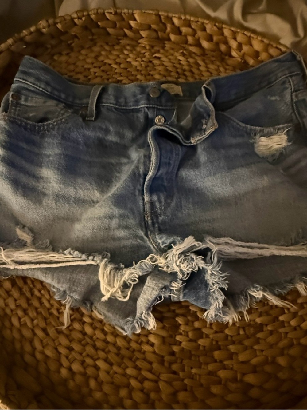 Levi 501 Button Fly Frayed High-Rise Denim Cutoff Shorts - Light Blue